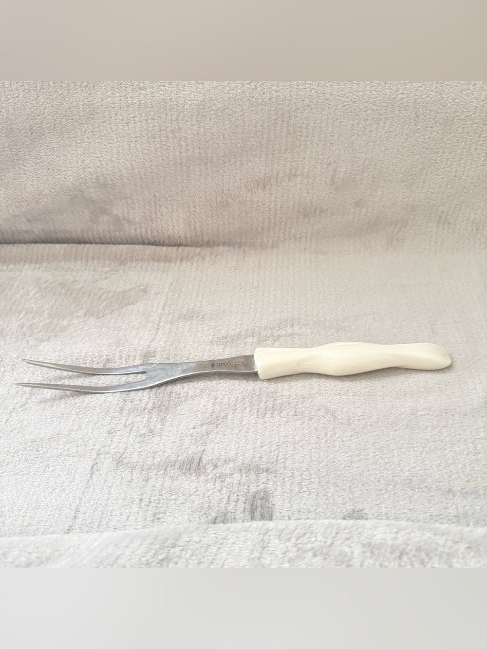 Cutco 1727 KC Carving Serving Meat Fork White Pearl Handle USA